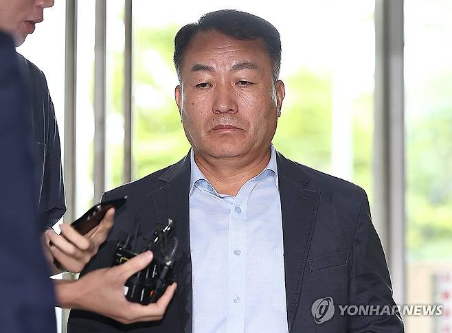 김계환 전 해병사령관, 특검 출석 (서울=연합뉴스) 김성민 기자 = 김계환 전 해병대사령관이 14일 서울 서초구 순직해병특별검사팀 사무실로 출석하고 있다. 2025.9.14 ksm7976@yna.co.kr