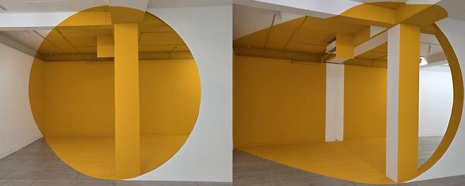 조르주 루스 작 '서울 성곡1' (서울=연합뉴스) 박의래 기자 = 16일 성곡미술관에 전시된 프랑스 작가 조르주 루스의 '서울 성곡1'. 특정 시점에서 보면 왼쪽처럼 노란색 원형이 보이지만 시점을 조금만 바꿔도 도형이 해체된다. laecorp@yna.co.kr