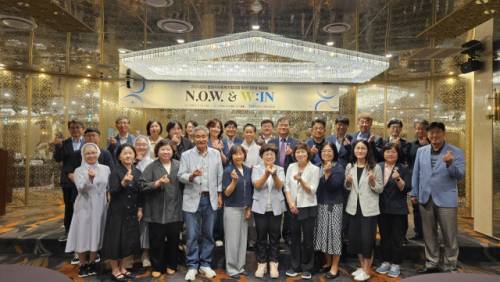 ◇춘천시사회복지협의회(회장:오미경)은 16일 춘천 더잭슨나인스호텔 크리스탈홀에서