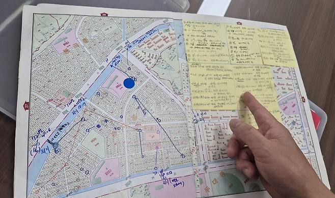 우문영 총경이 2004년 창원중부경찰서에 근무할 때 공부했던 지도. 주성미 기자