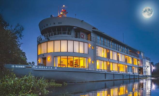 한진관광의 아마존 크루즈와 마추픽추 10일 상품은 럭셔리 크루즈 ‘델핀Ⅲ’호를 타고 시작된다.  한진관광 제공