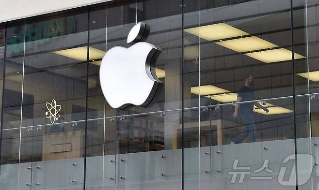 FILES-GERMANY-US-INTERNET-TECHNOLOGY-EARNINGS-APPLE-TARIFF ⓒ AFP=뉴스1