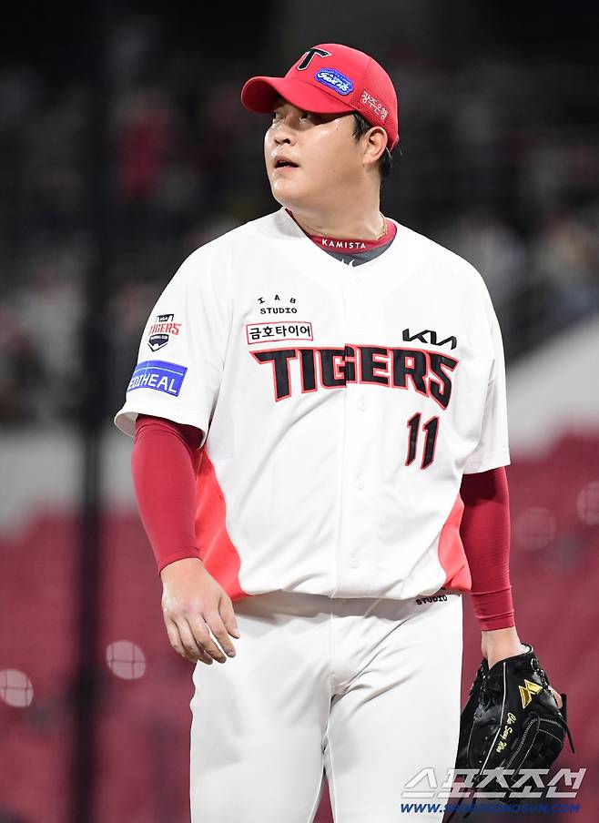 10일 광주 기아챔피언스필드에서 열린 KIA와 삼성의 경기. 6회 투구를 마치고 마운드를 내려오는 KIA 조상우. 광주=송정헌 기자songs@sportschosun.com/2025.09.10/