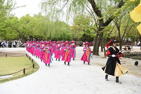 신관사또 부임행차 공연 장면  [사진=남원시 ]