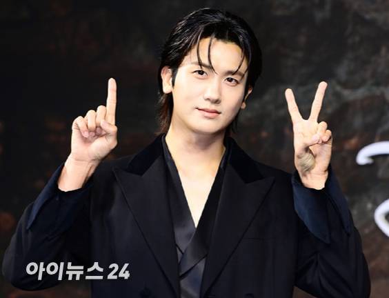 배우 박형식이 20일 오전 서울 중구 앰버서더 서울 풀만 호텔에서 열린 STUDIO X+U 드라마 '트웰브' 제작발표회에 참석하고 있다. [사진=정소희 기자]