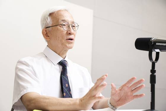 오윤성 순천향대 경찰행정학과 석좌교수는 사제총 살인범에 대해 "진짜 범행 동기가 있는데 말하고 싶지 않아 엉뚱한 이유를 드는 것처럼 보인다"고 말했다. 김경록 기자