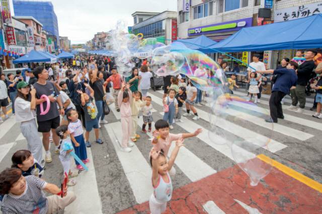 ▲ 제43회 고성 수성문화제가 오는 22일 평화발전과 군민화합을 기원하는 향토축제로 막을 올린다.