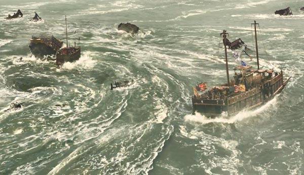 이순신 장군의 명량 해전을 다룬 영화 ‘명량’의 한 장면.  국제신문DB