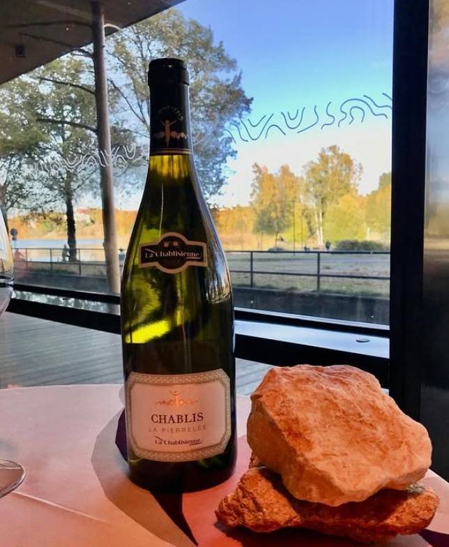 신동와인 수입 라 샤블리지엔 라 삐에르레. 인스타그램