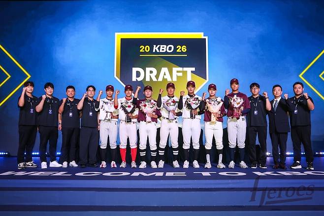 ▲ 2026 KBO 신인 드래프트 키움 히어로즈 단체 사진 ⓒ키움 히어로즈