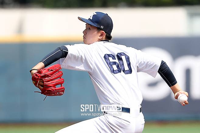 ▲ 경남고 장찬희는 9월 17일 KBO 드래프트에서 삼성의 3라운드 지명을 받았다. ⓒ곽혜미 기자
