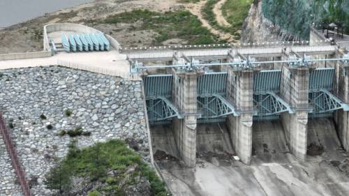 강릉시민들의 식수원인 오봉댐의 저수율이 10%미만으로 떨어질 수 있다는 절체절명의 위기를 딛고, 연이어 내린 비로 19일 오전 저수율이 28%까지 상승했다.