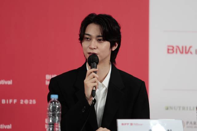 19일 오후 부산 해운대구 영화의전당에서 열린 결혼 피로연’ 기자간담회에 참석한 배우 한기찬. 이지원 인턴기자