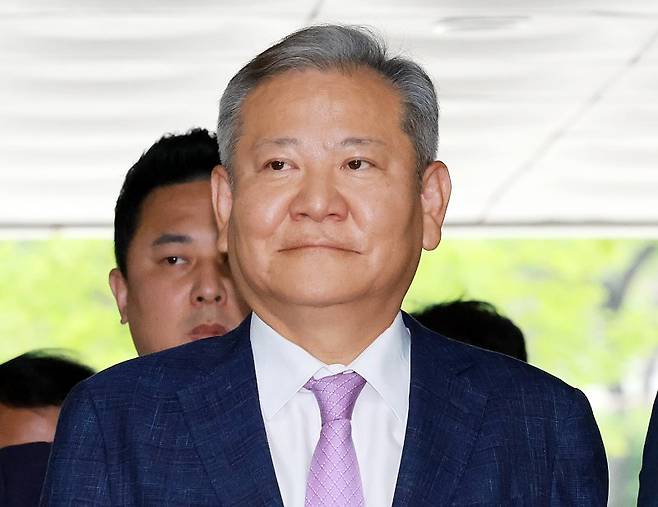 내란중요임무종사, 직권남용 권리행사방해, 위증 혐의를 받는 이상민 전 행정안전부 장관이 지난 7월31일 오후 서울 서초구 서울중앙지방법원에서 열린 구속 전 피의자 심문(영장실질심사)에 출석하고 있다. 사진=뉴시스