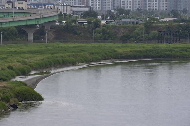 김포시 운양동 한강수변도 안정화가 필요하다.
