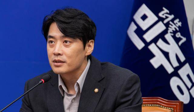 한준호 더불어민주당 최고위원이 지난달 13일 국회에서 열린 최고위원회에 참석해 발언하고 있다. 연합뉴스