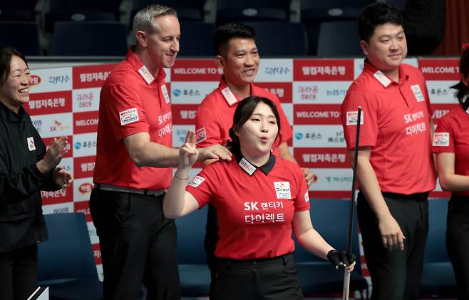 SK렌터카 강지은이 4세트와 6세트에 연속 출전해 2승을 기록하면서 팀 승리를 견인했다. PBA 제공