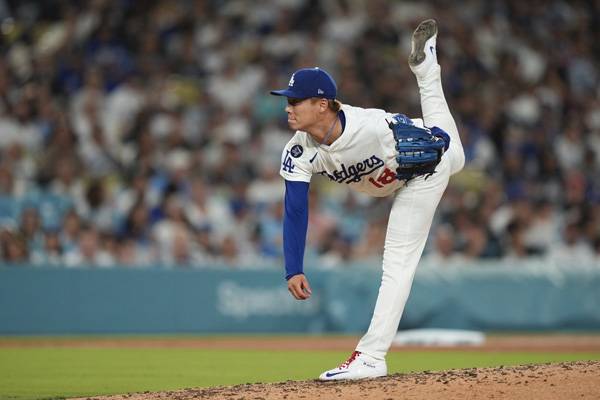 야마모토는 이날 6개의 볼넷을 내주고도 실점을 막았다. 사진= AP= 연합뉴스 제공