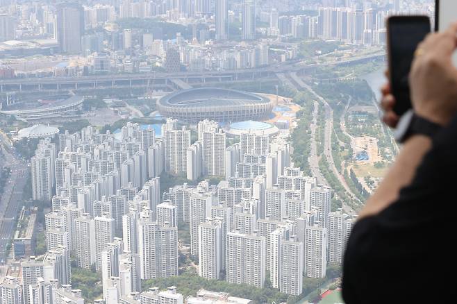 재지정된 토지거래허가구역인 서울 송파구 잠실동 일대의 모습. [연합뉴스]