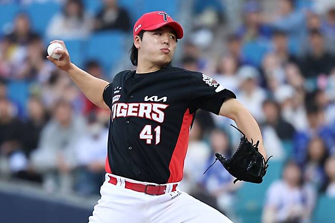 ▲ 불의의 허리 부상을 딛고 돌아온 황동하는 퓨처스리그 2경기에 나가며 몸 상태와 구위를 체크하고 있다 ⓒKIA타이거즈