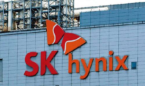 SK하이닉스 주가는 11거래일(9월 2~16일) 동안 35.9% 상승해 장중 35만 원 선을 넘기도 했다. 뉴시스