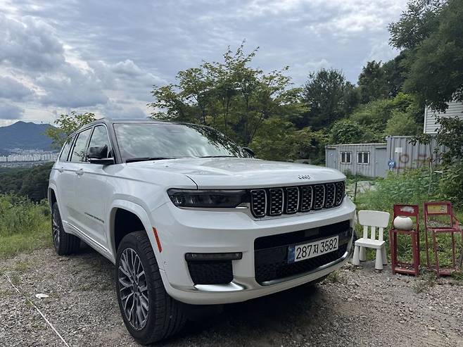 지프 그랜드 체로키L 외관. 정원일 기자