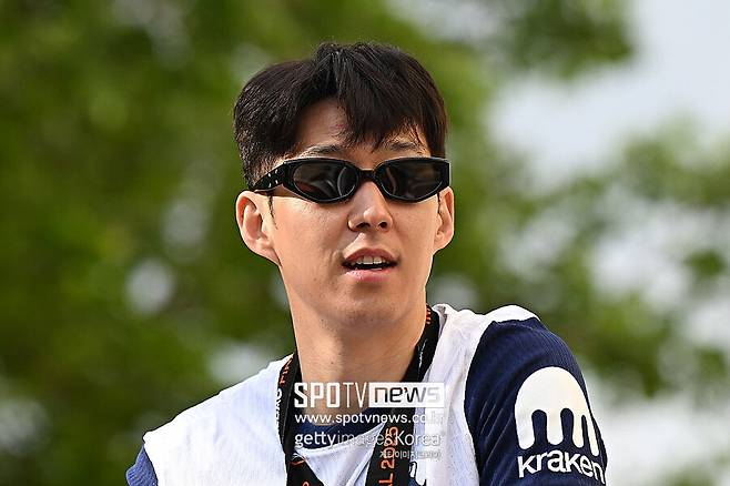 ▲ 손흥민의 MLS 도전은 기대와 우려가 공존했다. 그러나 지금은 리그 최단 시간 선제골, 데뷔 첫 해트트릭, 라운드 MVP 등 굵직한 기록으로 스스로 그 답을 내리고 있다. 이제 남은 건 MLS컵이다. 손흥민은 영국에서 놓쳤던 트로피를 미국에서 들어 올리며 ‘커리어 두 번째 우승’을 노리고 있다.