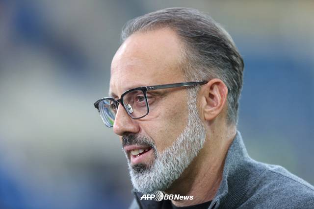 펠레그리노 마타라초 감독. /AFPBBNews=뉴스1