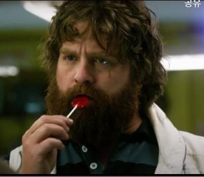 영화 행오버3에 출연한 잭 갤리퍼내키스 사진출처=행오버3트레일러