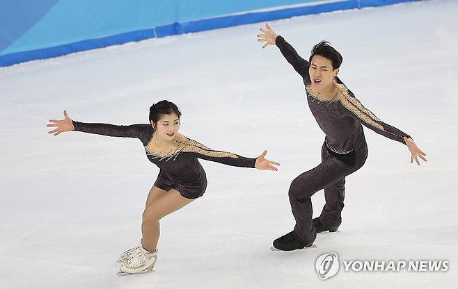 북한 피겨 페어 렴대옥-한금철 조 [연합뉴스 자료사진]