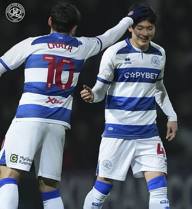 QPR에서 활약하던 당시 양민혁(우측)