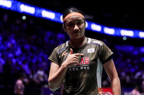 안세영이 28일 프랑스 파리에 위치한 아디다스 아레나에서 치러진 2025 세계개인배드민턴선수권 여자 단식 32강전 승리 후 세리머니 중이다. /사진=대한배드민턴협회