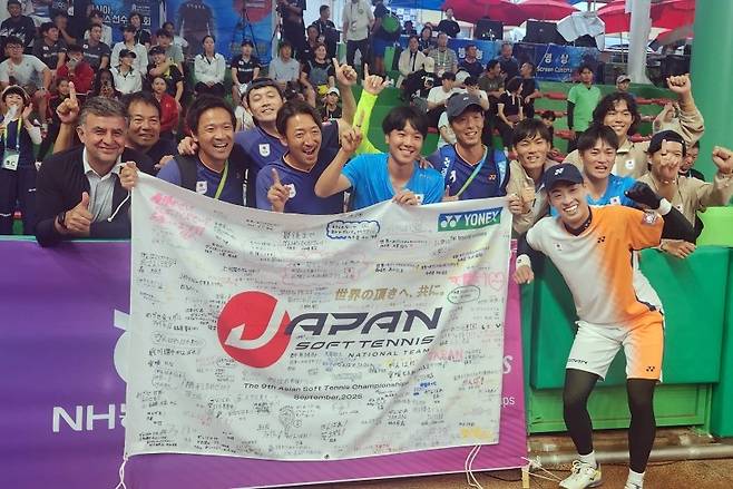 문경 아시아정구선수권에서 3관왕에 오른 정구 황제 우에마츠 토시키. 채널에이 자료