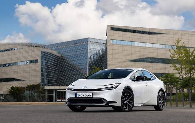 프리우스 HEV AWD XLE ⓒ토요타코리아