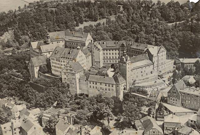 1932년 전쟁 직전에 항공 사진으로 찍은 콜디츠성의 전경. 열린책들 제공