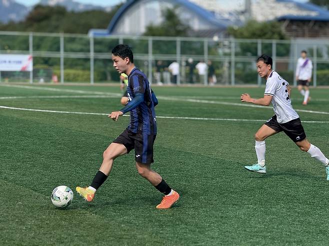 임늘솔 YTN 기자가 상대를 따돌리고 전진하고 있다. /한국기자협회