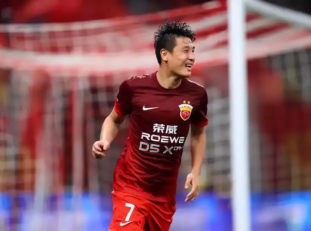 한때 중국이 손흥민급이라고 평가했던 ‘대륙 메시’ 우레이가 대단한(?) 결정을 내렸다. 사진=소후