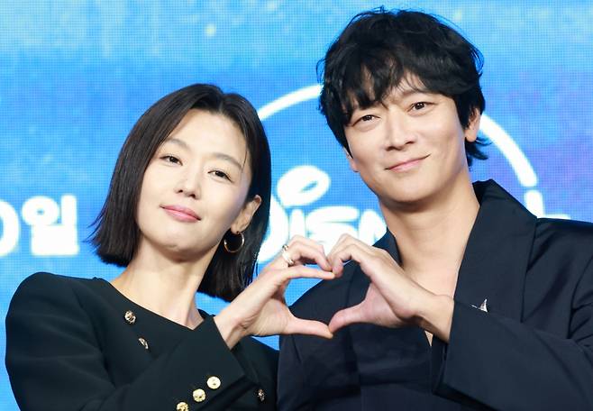 배우 전지현이 디즈니+ 드라마 '북극성' 속 대사로 중국 누리꾼들의 반발을 사고 있다. /사진=뉴스1