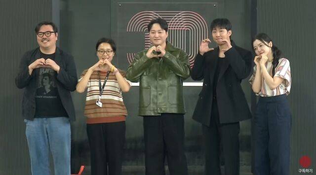 제30회 부산국제영화제 영화 '극장의 시간들' 야외무대인사/부산국제영화제 생중계