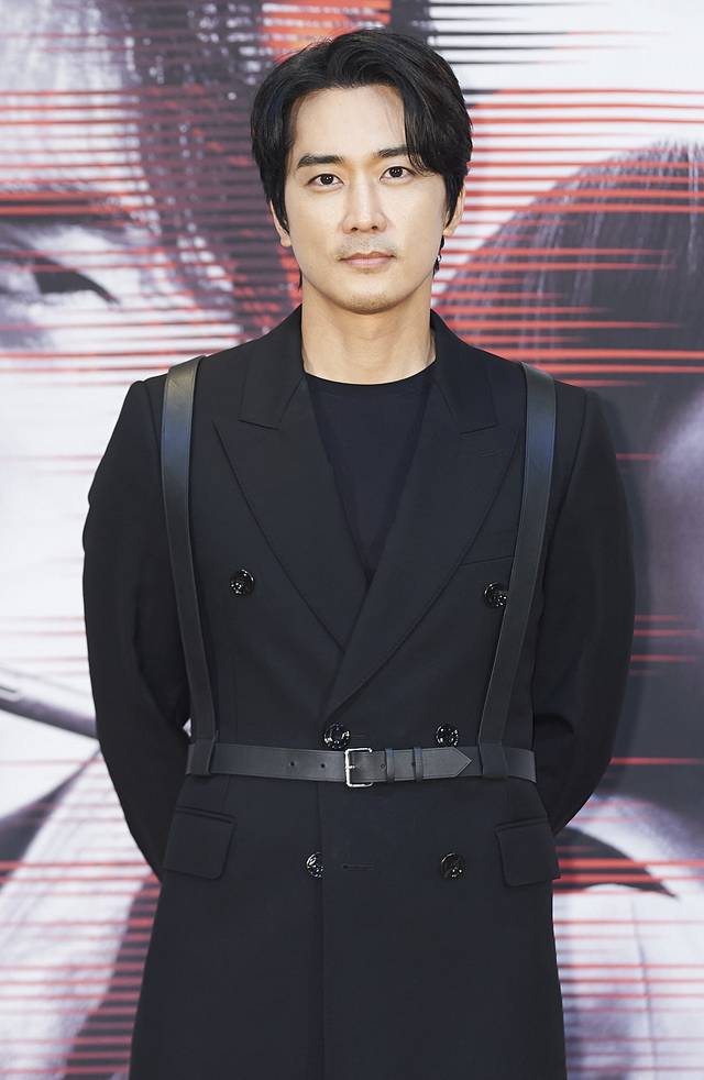 [서울=뉴시스]최진석 기자 = 배우 송승헌이 14일 진행된 tvN 드라마 '보이스4' 온라인 제작발표회에 참석해 포즈를 취하고 있다. (사진=tvN 제공) 2021.06.14. photo@newsis.com *재판매 및 DB 금지