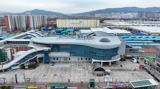 광주광역시 광산구에 위치한 광주송정역 광장. 5월 민주화운동 당시 시민군이 집결했던 장소로 지난 19일 ‘5·18사적지’로 지정됐다. 광주광역시 광산구 제공