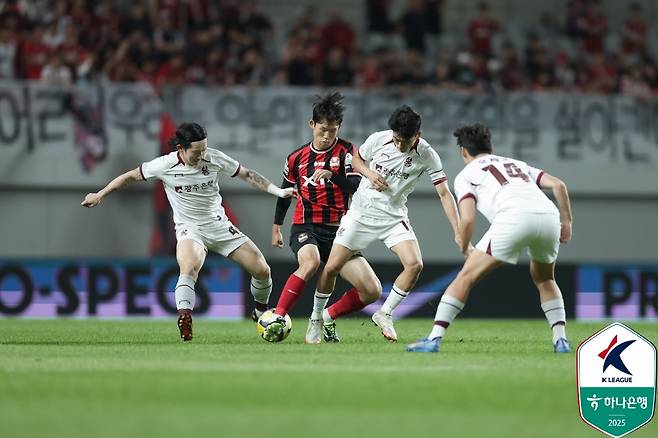FC서울-광주FC 경기 장면. /사진=한국프로축구연맹 제공