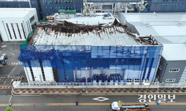 지난해 6월 화재 사고가 발생한 화성시 아리셀 공장 모습. 2025.6.19 /최은성기자 ces7198@kyeongin.com