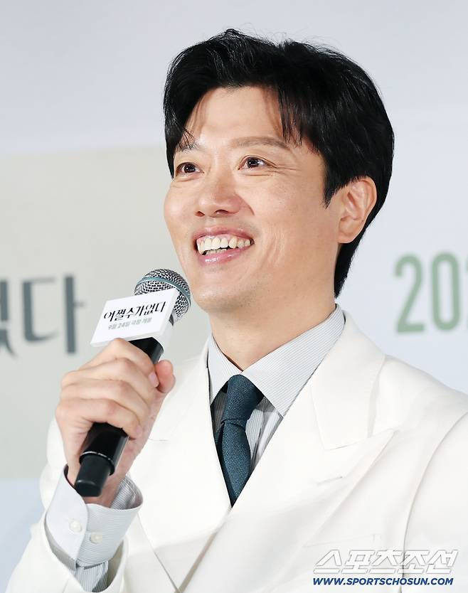 영화 '어쩔수가 없다' 언론시사회 및 기자간담회가 22일 오후 서울 용산구 아이파크몰 CGV에서 열렸다. 배우 박휘순이 질문에 답하고 있다. 상암=정재근 기자 cjg@sportschosun.com/2025.9.22/