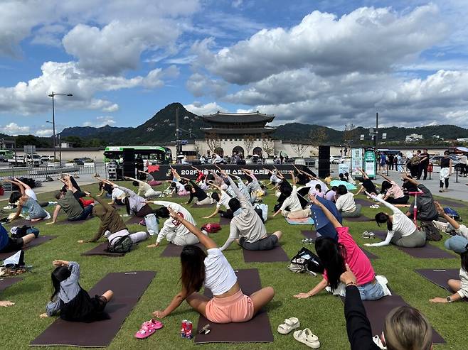 3만여 명의 시민들은 '스포츠 광장'으로 탈바꿈한 광화문에서 축제를 즐겼다. ⓒ서울시체육회