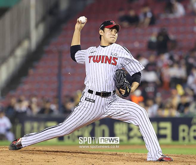 ▲ 올해 전체 10순위 지명자인 김영우는 앞선 순번에서 뽑힌 선수들 이상의 활약을 펼치고 있다 ⓒ곽혜미 기자