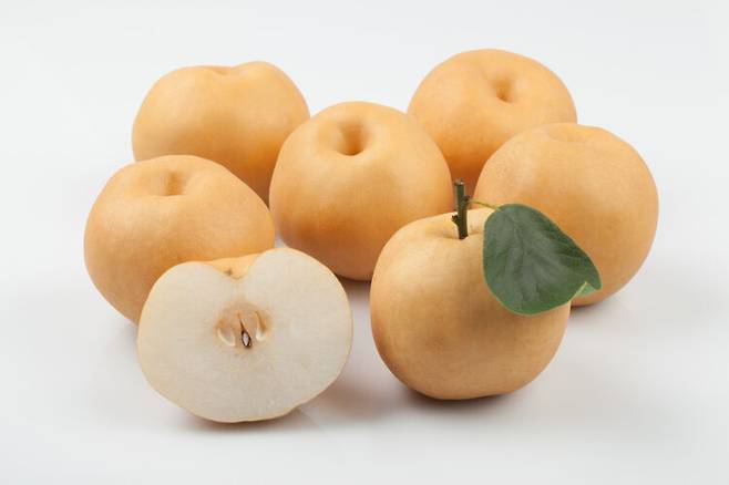 배에는 비타민C와 K를 비롯해 칼륨과 마그네슘 등 영양소가 풍부해 여러 가지 건강상 이점이 있다. [사진=클립아트코리아]