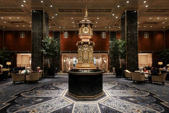 월도프 아스토리아 뉴욕 호텔의 로비. 로이터=연합뉴스