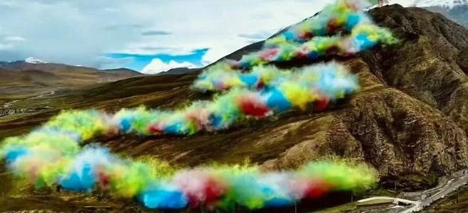 아크테릭스가 지난 19일 공개한 불꽃놀이 영상의 한 장면. 인민일보 웨이보 캡처