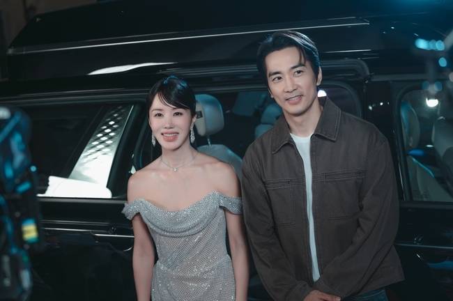 KT스튜디오지니